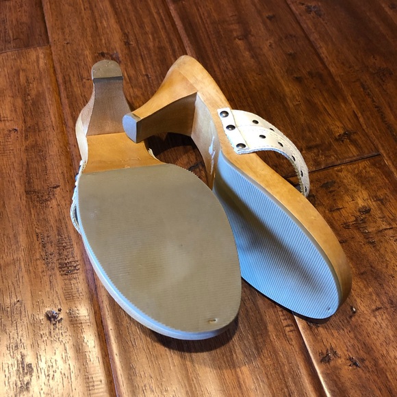 Mia Sandals - Picture 5 of 5